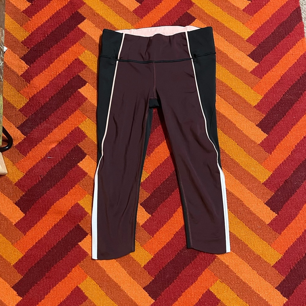 New Athleta Velocity Colorblock Capri